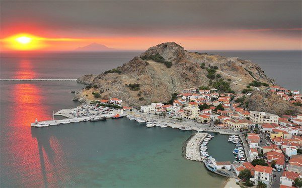 6 Νησιά κοντά στη Θεσσαλονίκη με πλοίο : Ο Απόλυτος Οδηγός για τις Διακοπές σου!